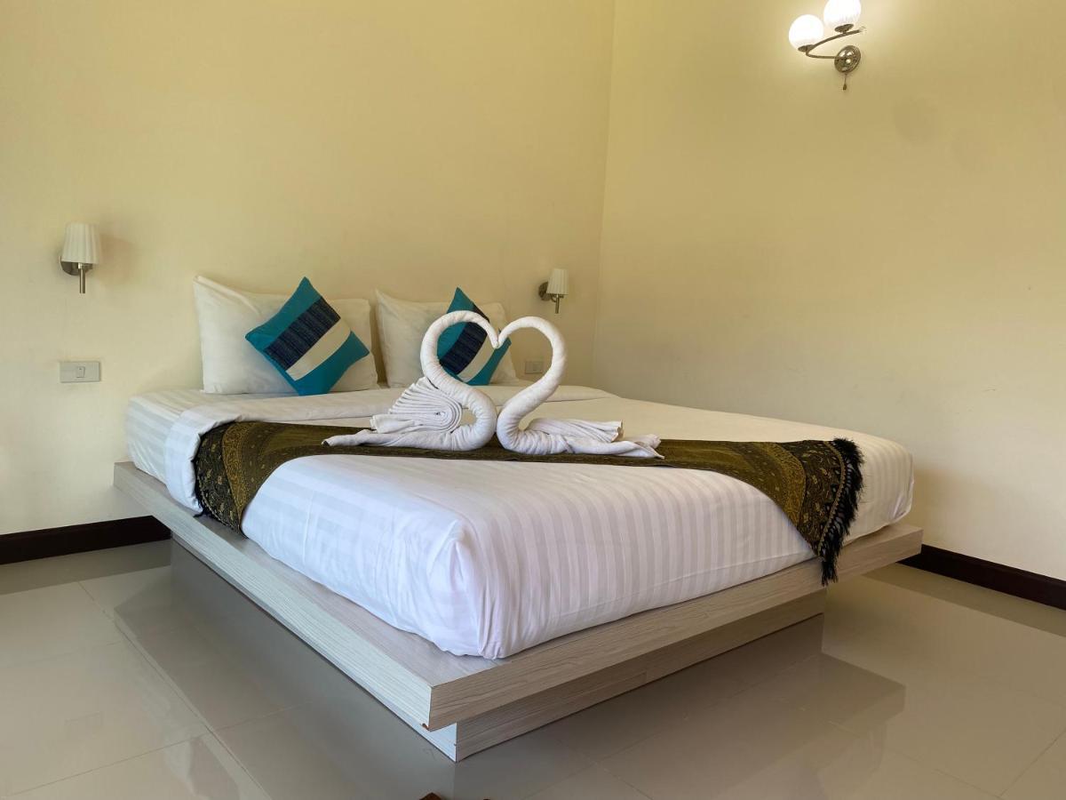 Malee Sirin Old Town Hotel Ko Lanta Buitenkant foto