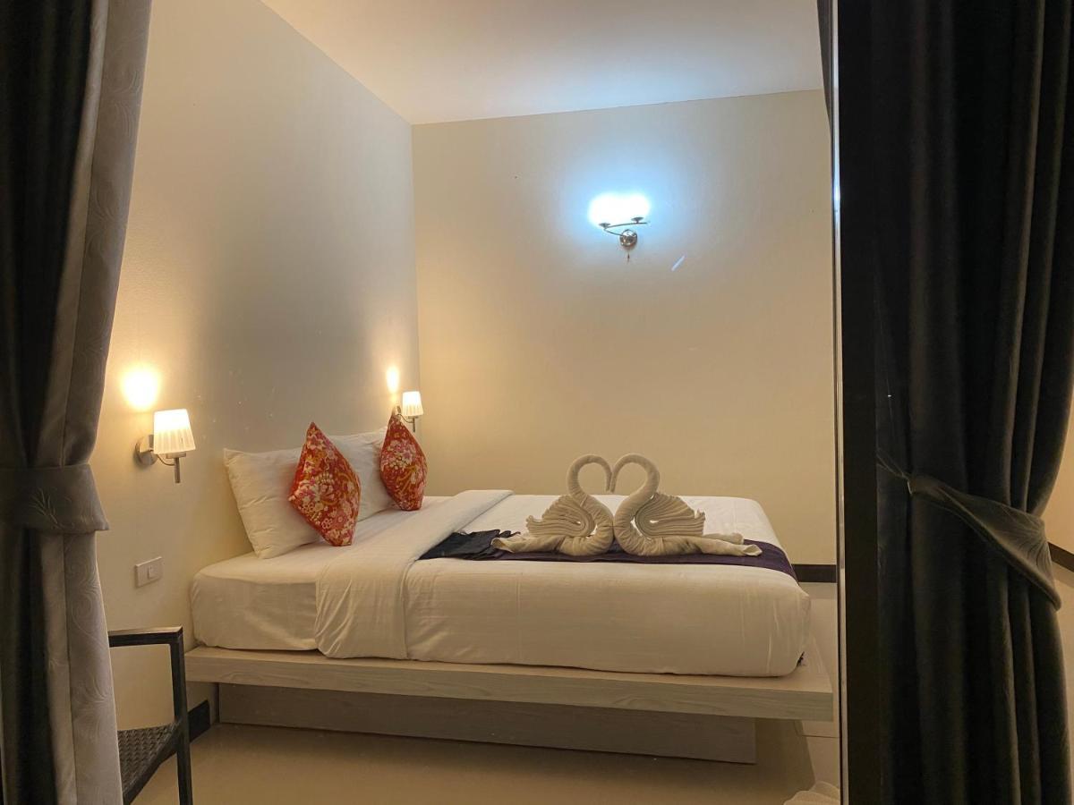 Malee Sirin Old Town Hotel Ko Lanta Buitenkant foto