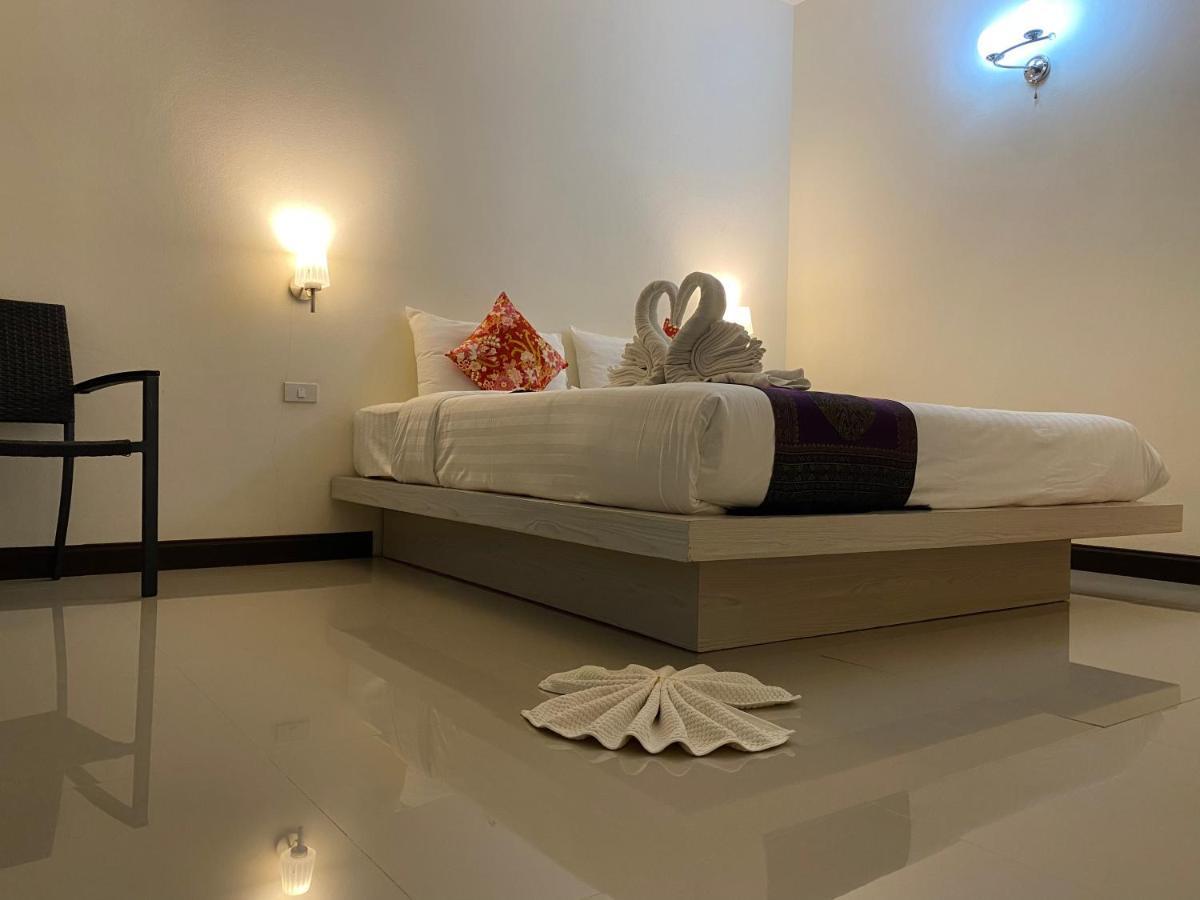 Malee Sirin Old Town Hotel Ko Lanta Buitenkant foto