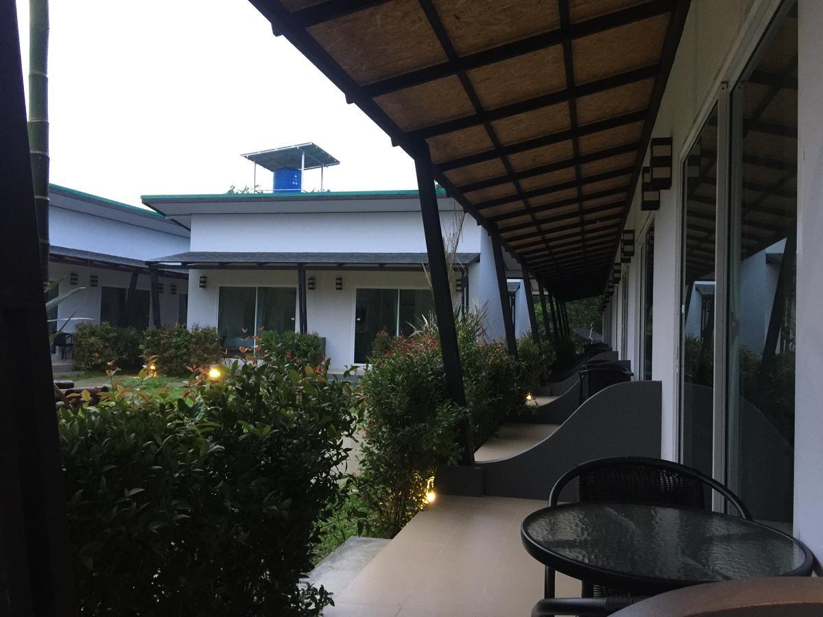 Malee Sirin Old Town Hotel Ko Lanta Buitenkant foto
